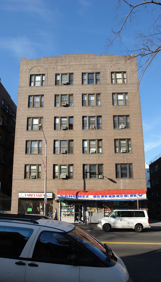 573 South Broadway in Yonkers, NY - Building Photo - Building Photo
