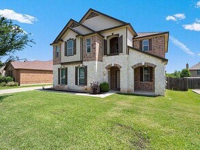 904 Lonesome Lilly Way in Pflugerville, TX - Building Photo - Building Photo