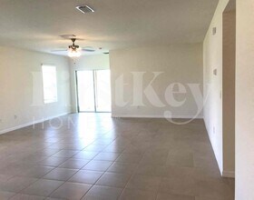 625 SW 25th Terrace in Cape Coral, FL - Building Photo - Building Photo