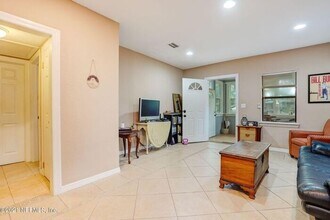 619 Comet St in Jacksonville, FL - Building Photo - Building Photo
