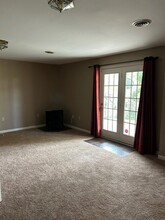 2015A Southpoint Dr in Hummelstown, PA - Building Photo - Building Photo