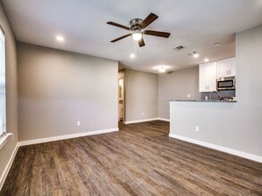 3213-3215 Karen St in Fort Worth, TX - Building Photo - Building Photo