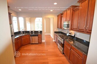 8702 Ridgeline Ln in Charlotte, NC - Building Photo - Building Photo