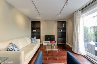 4041 N Keystone Ave in Chicago, IL - Building Photo - Building Photo