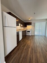 1313 Ireland Dr in Fayetteville, NC - Building Photo - Building Photo