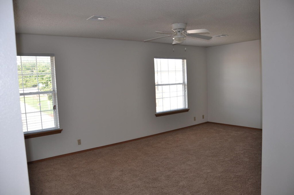 Peachtree Apartments b City, MO Apartments For Rent