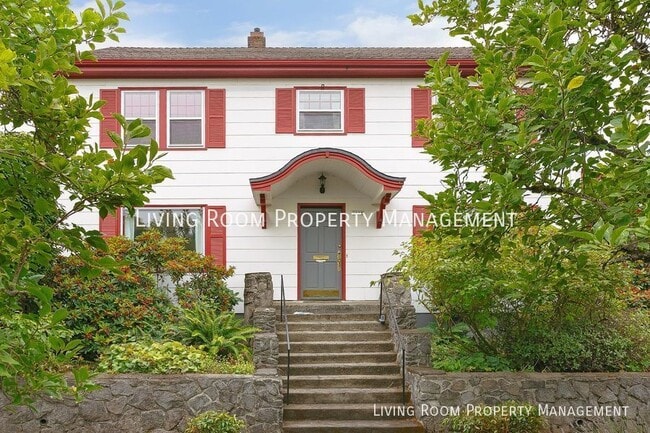 2908 NE Skidmore St in Portland, OR - Foto de edificio - Building Photo