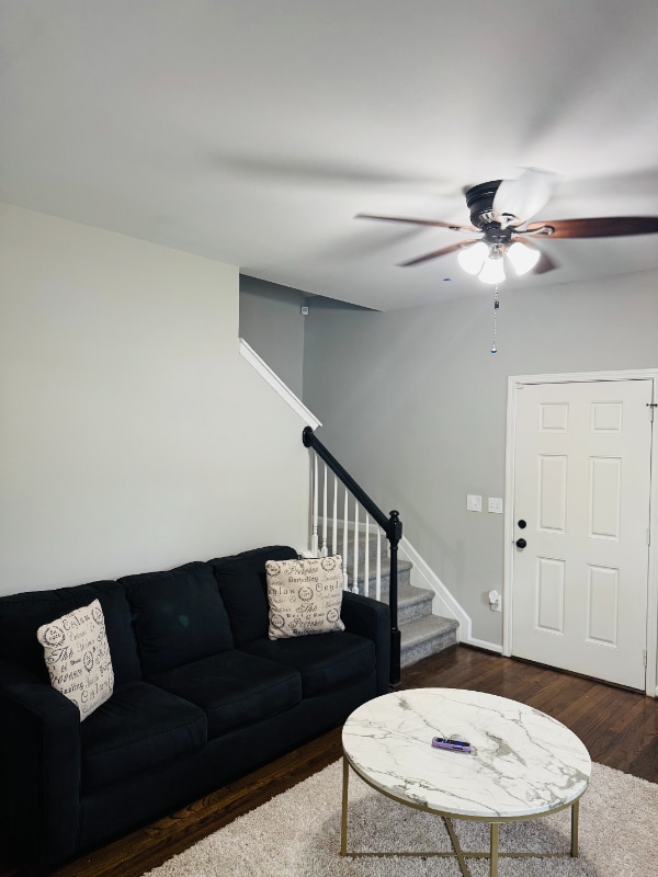 property at 2162 Larchwood Rd SW