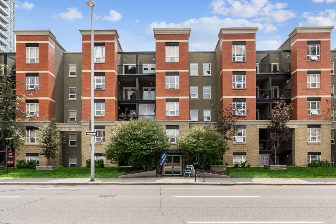 The Carrington in Calgary, AB - Building Photo