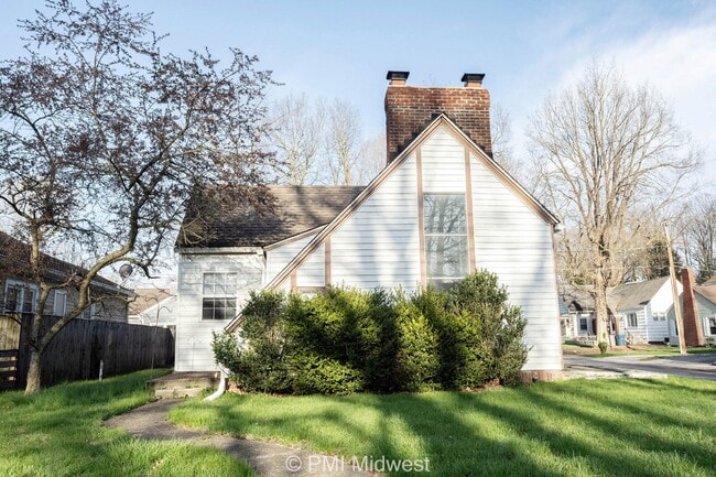 4058 N Illinois St in Indianapolis, IN - Building Photo - Building Photo