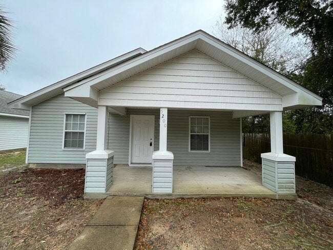 property at 5200 Arrowhead Rd