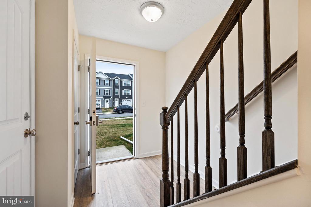 426 Cadbury Dr in Red Lion, PA - Building Photo