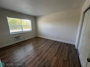 700 SE 13th St in Fort Lauderdale, FL - Building Photo - Building Photo