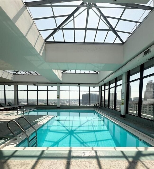 700 E 8th St in Kansas City, MO - Building Photo - Building Photo