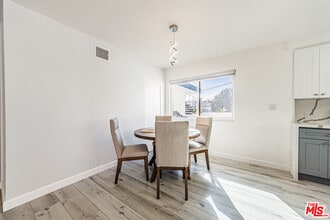 722 Lincoln Blvd in Santa Monica, CA - Building Photo - Building Photo