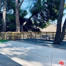 11158 Newcastle Ave in Los Angeles, CA - Building Photo - Building Photo