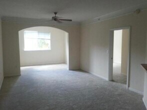 9901 Baywinds Blvd in Royal Palm Beach, FL - Building Photo - Building Photo