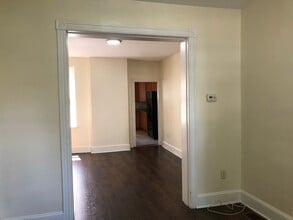 45 Cleveland Ave in Trenton, NJ - Building Photo - Building Photo