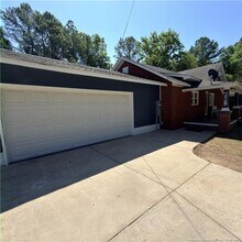 228 Eastwood Ave in Fayetteville, NC - Building Photo - Building Photo