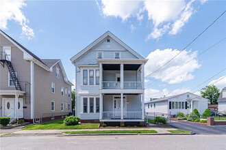 65 Sixth St in East Providence, RI - Building Photo - Building Photo