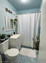 139 London St, Unit 3 in Boston, MA - Building Photo - Building Photo