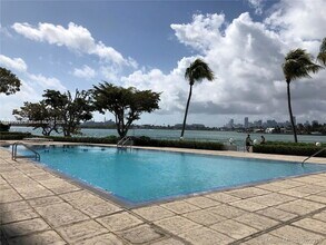 3 Island Ave in Miami Beach, FL - Building Photo - Building Photo