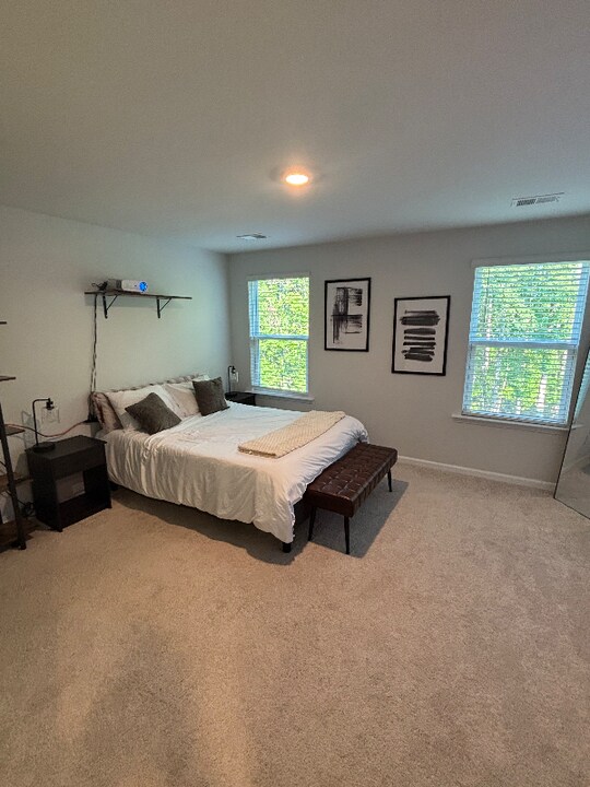 125 E Sunrise Ln in Summerville, SC - Building Photo