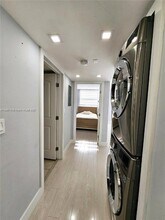 7040 Coral Wy in Miami, FL - Building Photo - Building Photo