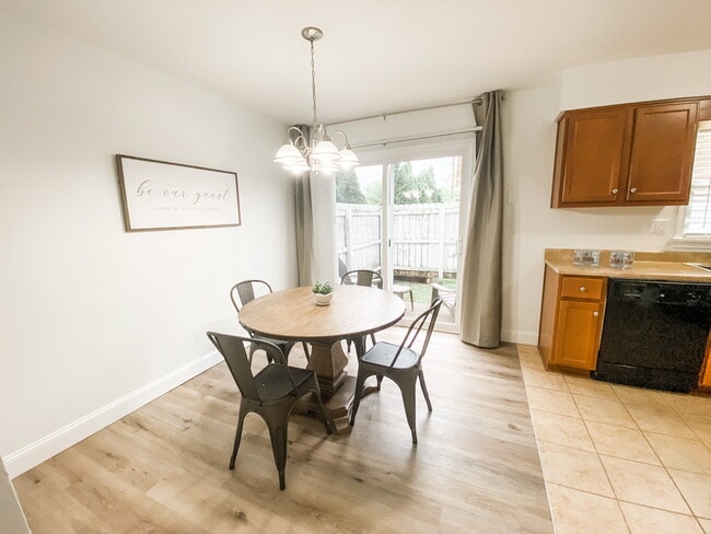 property at 4860 Westport Rd