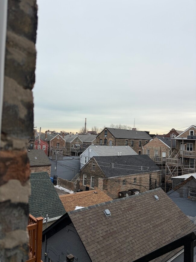 1527 W 18th St, Unit 2