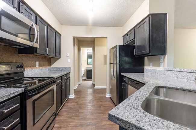 Sorrento Apartment Homes in Greenville, SC - Foto de edificio - Building Photo
