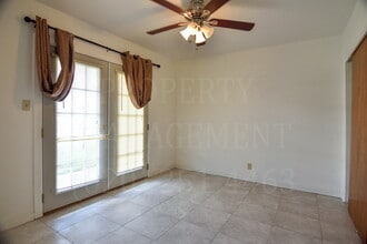 403 W 9th St in Coffeyville, KS - Building Photo - Building Photo