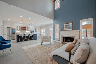 4 Rutgers Pl in Houston, TX - Building Photo - Building Photo