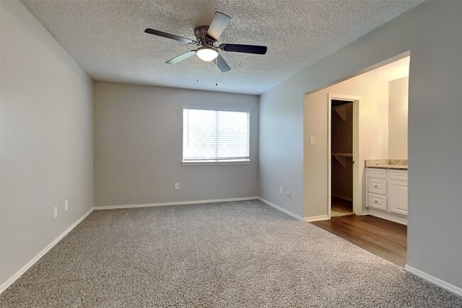 property at 13906 Rosetta Dr