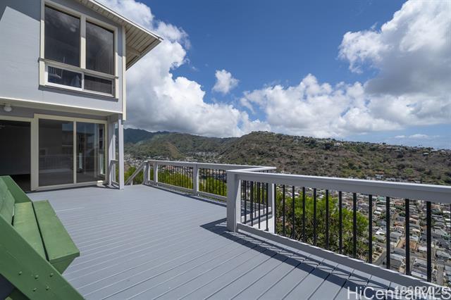 1671 Kanalui St in Honolulu, HI - Building Photo