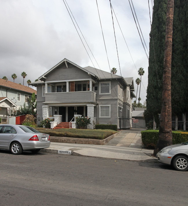 1818 N Van Ness Ave in Los Angeles, CA - Building Photo - Building Photo