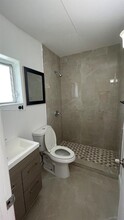 5837 Pierce St-Unit -3 in Hollywood, FL - Building Photo - Building Photo