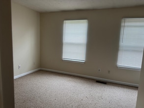 645 Nollmeyer Rd in Middle River, MD - Building Photo - Building Photo
