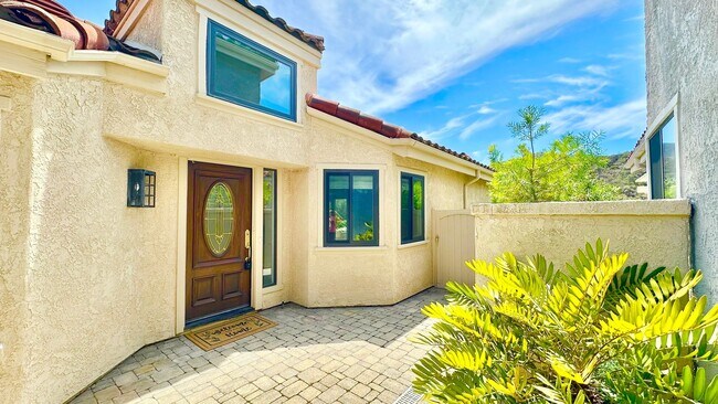 2268 Vista Valley Ln in Vista, CA - Building Photo - Building Photo