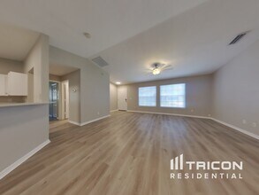 4498 Jaslo Ave in North Port, FL - Building Photo - Building Photo