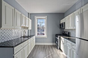 6700 Park Ave in West New York, NJ - Building Photo