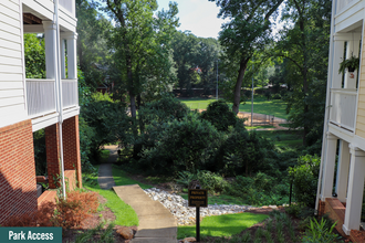 6c Edge Ct in Greenville, SC - Foto de edificio - Building Photo