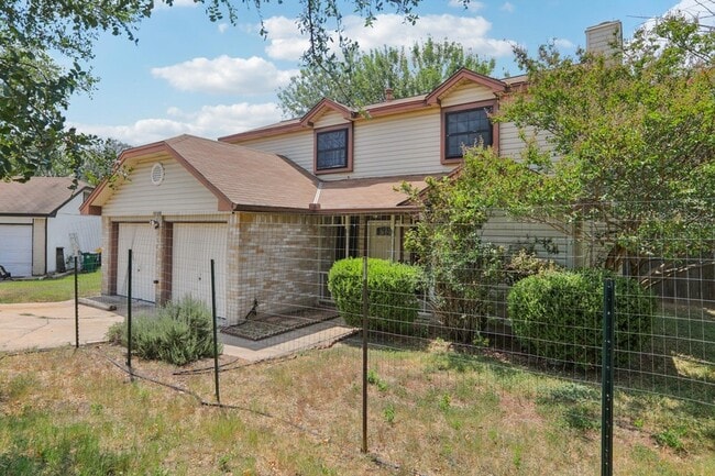 1300 Tuxford Cove in Austin, TX - Building Photo - Building Photo
