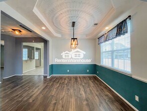 1921 Spain Ln in Virginia Beach, VA - Foto de edificio - Building Photo