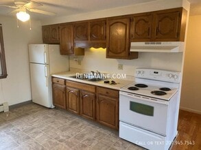 385 Pine St, Unit 8 in Bangor, ME - Building Photo - Building Photo