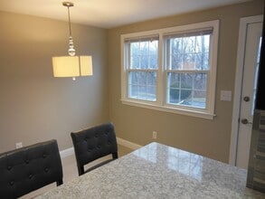 84 Hooper Rd in Dedham, MA - Building Photo - Building Photo