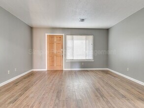 6744 NW 52nd St in Bethany, OK - Building Photo - Building Photo