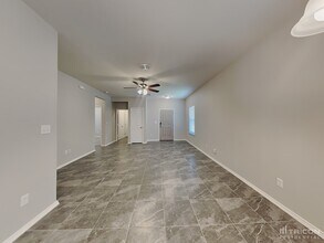 125 Buttercup Bnd in New Braunfels, TX - Building Photo - Building Photo