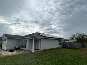 1866 Vineyard St in Navarre, FL - Building Photo - Building Photo
