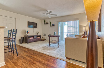 Harvard Apartments in Melbourne, FL - Building Photo - Interior Photo